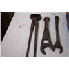 Image 4 : Vintage hand tools cast iron,Black smith tools etc