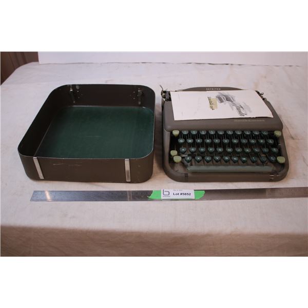 Smith Corona Type Writter