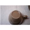Image 4 : Beige cup set