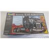 Image 2 : 1:25 Plastic Model - Kenworth K100 Aerodyne (sealed) - Revell 07546