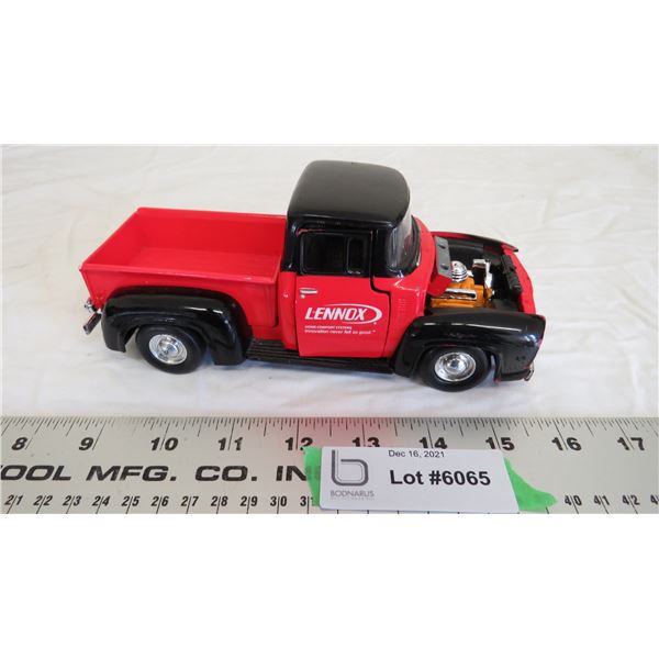 motormax 1:24 Scale truck - 55/56 ford f100 pickup