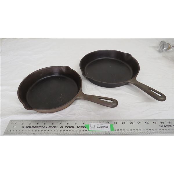 2X THE BID PRICE - GSW No 8 + 9 cast iron pans