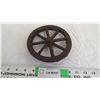 Image 1 : cast iron (wheel?)
