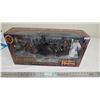 Image 1 : Lord of the Rings Return of the King black gate of mordor figures (NIB)