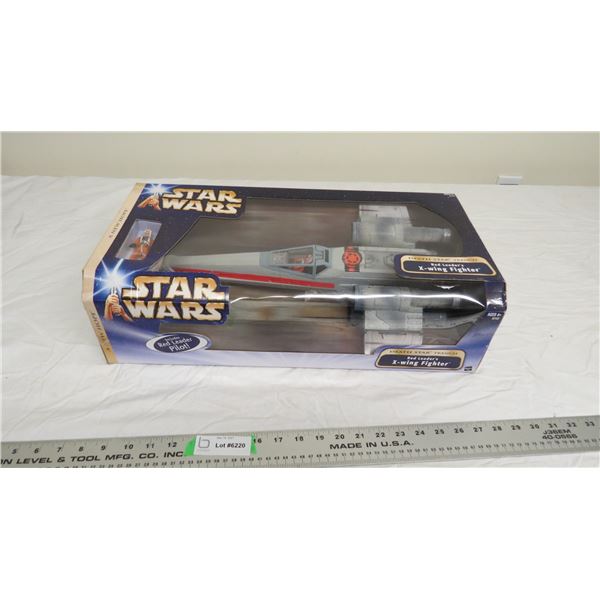 Star wars red leaders x-wing fighter (NIB)