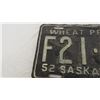 Image 3 : 1952 Sask License Plate - repainted