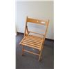 Image 1 : wooden folding chair
