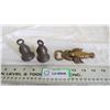 Image 1 : (2) brass bells + brass bottle cap opener
