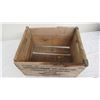 Image 2 : Saskatoon co-op creamery wooden crate