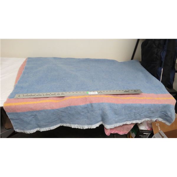 Hudson Bay Co pure wool blanket - 49x78