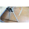 Image 2 : *mitre saw stand folding legs