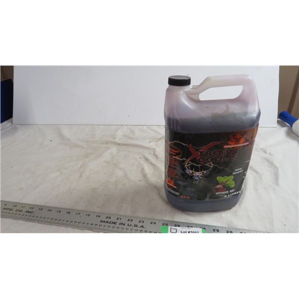 Pro Xpedition Sweet & salty beet juice (scent bait?) for deers + animals