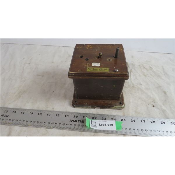 Northern electric co - long box phone ringer