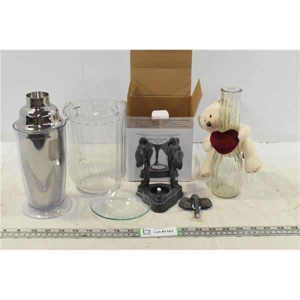 Ornaments, Vases, Pitchers & Mixer