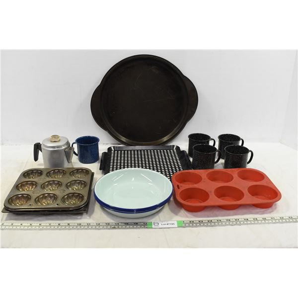 Assorted Camping/Baking Cookware