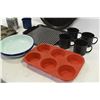 Image 3 : Assorted Camping/Baking Cookware