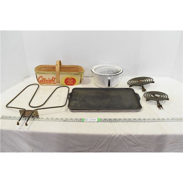 3 Burners, 2 Pans & Enamel Cookware