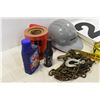 Image 2 : Chain, Helmet & Tow Rope