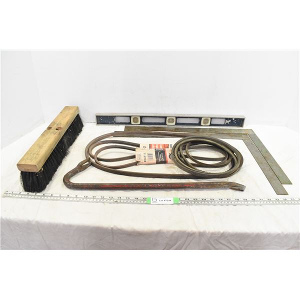 Crowbar, Squares, Level, Belts & Brushhead