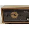 Image 3 : Vintage Sony Radio – Tested & Working