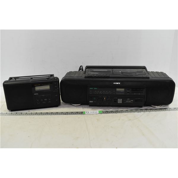 Sony & Realistic Radio’s