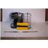 Keurig Coffee Maker with cup organizer- working
