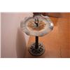 Image 5 : *Bird Bath (plastic)  33 inches high