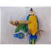 Image 4 : Squawkers McCaw Furreal Parrot with remote - broken foot - 2007 Hasbro (interactive)