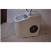 Image 3 : Ice Maker Igloo-works perfect