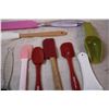 Image 3 : Kitchen Spatulas