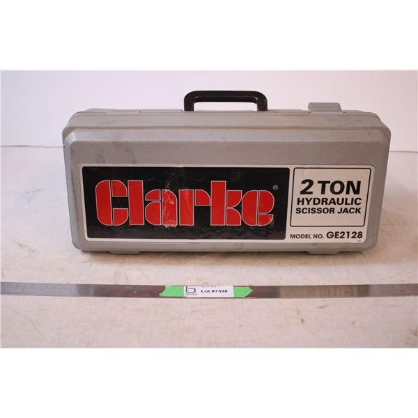 Clarke 2Ton Hydraulic Scissor jack