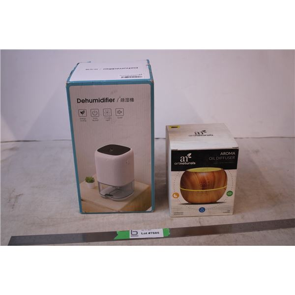 Dehumidifier, Oil diffuser (both used)