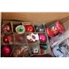 Image 3 : Box of vintage christmas decorations
