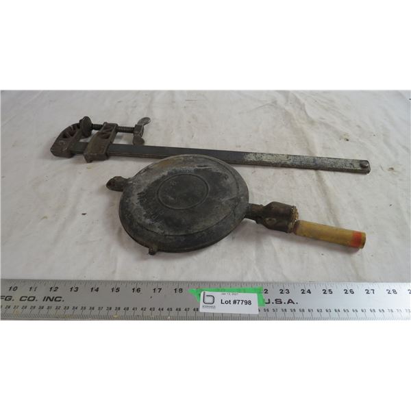 vintage clamp, waffle iron, cast iron