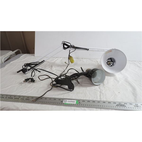 (2) folding adjustable lights