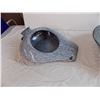 Image 2 : Blue enamel Bedpan + Collander
