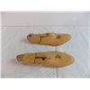 Image 2 : wooden shoe forms