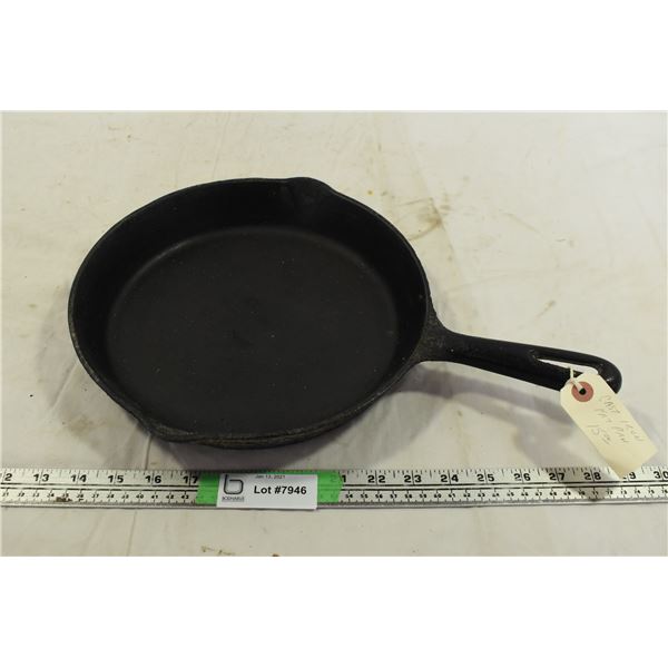 Medium Cast Iron Pan