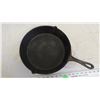 Image 2 : No 9 Cast Iron skillet