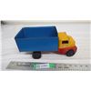 Image 3 : Husky dump truck - 12" long