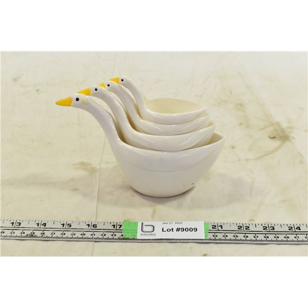 Measuring Cup Ducks (1cup to 1/4 cup)