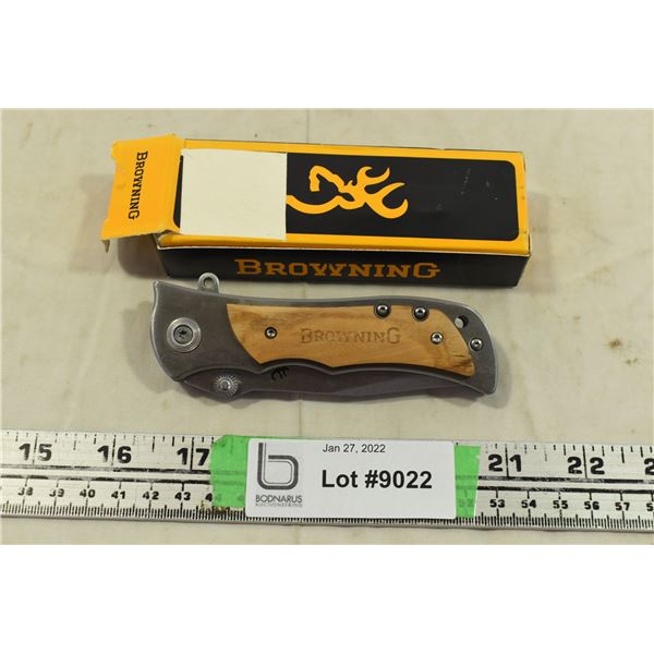 Browning Pocket Knife - with box