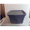Image 2 : *Purple + Blue Rubbermaid Roughneck Totes with lids (68 Litre)