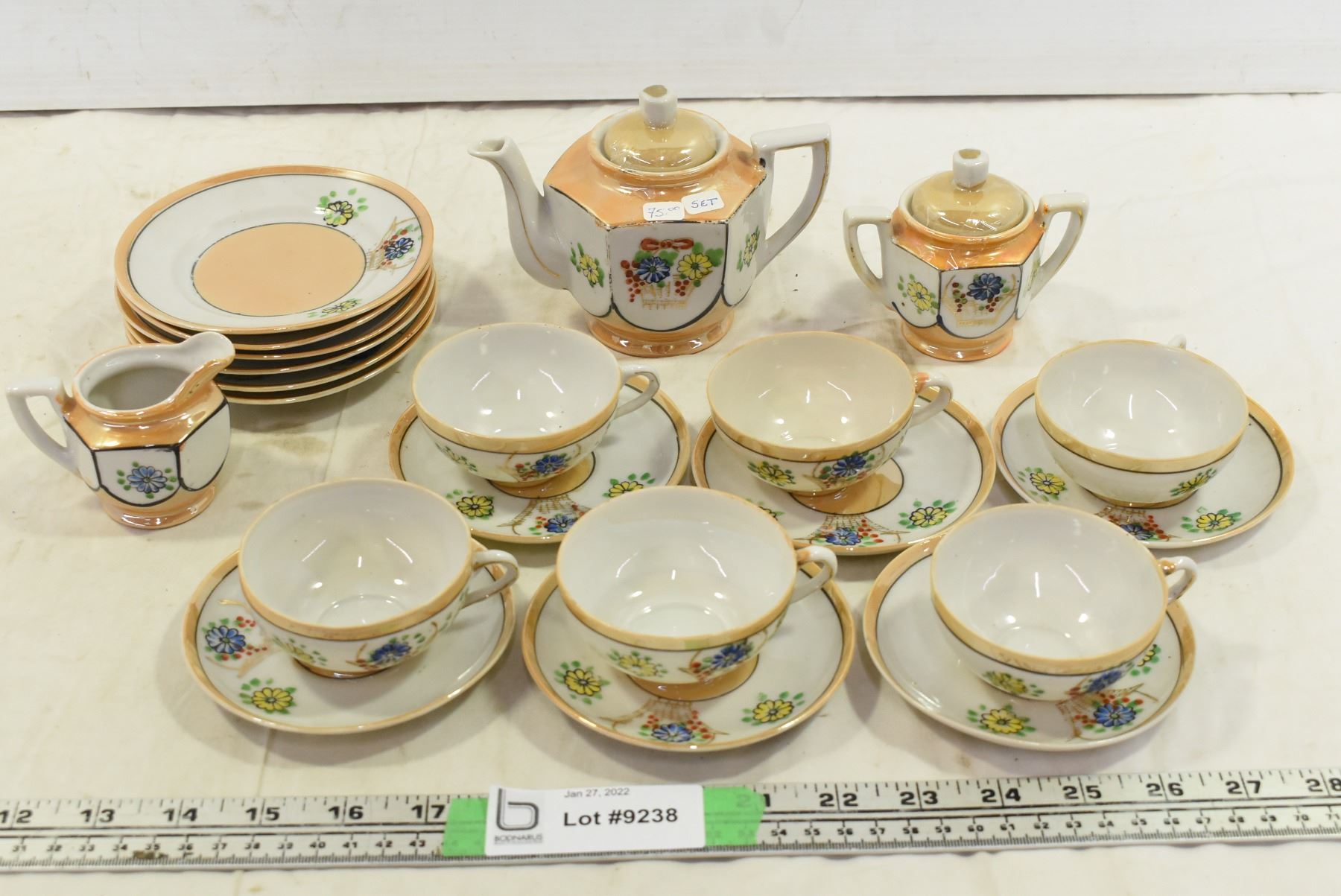 Non Pattern Tea Sets Vintage Hand Painted Tea Set - No markings on bottom, home made?