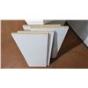 Image 2 : *white book shelf (4 adjustable shelves, missing 1 peg)