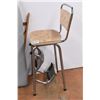 Image 2 : *vintage high chair + ironing board