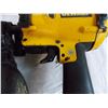 Image 3 : Dewealt air powered nail gun - D51321- untested