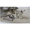 Image 2 : marble/stone grinder + Shaker, Straining bowl + misc