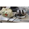 Image 2 : Vintage sunbeam toaster + cover (cord needs replacement), brackets, misc
