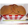 Image 1 : Vintage Red & White Checkered Picnic Basket